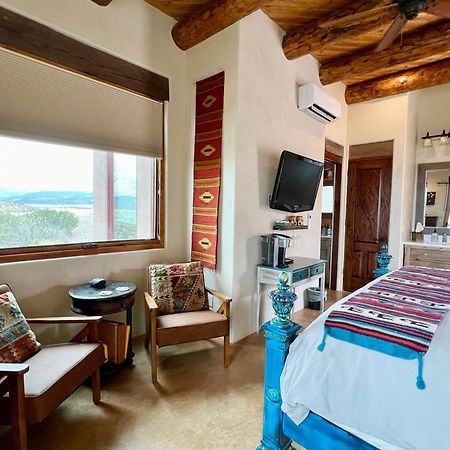 The Grand Hacienda Inn With Breakfast Abiquiu Εξωτερικό φωτογραφία
