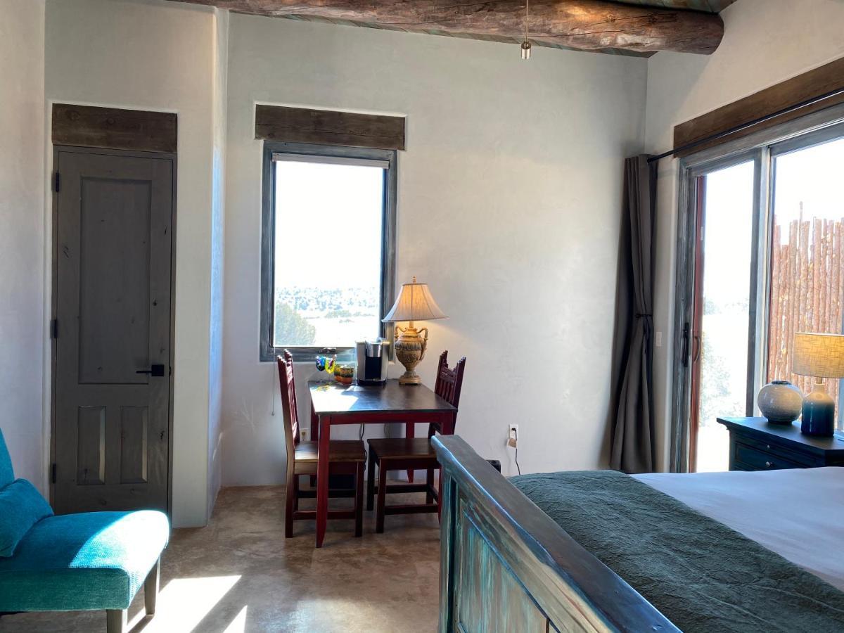 The Grand Hacienda Inn With Breakfast Abiquiu Εξωτερικό φωτογραφία