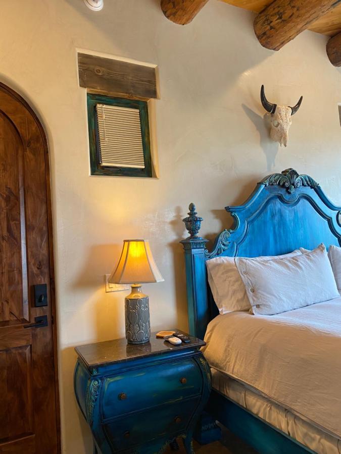 The Grand Hacienda Inn With Breakfast Abiquiu Εξωτερικό φωτογραφία