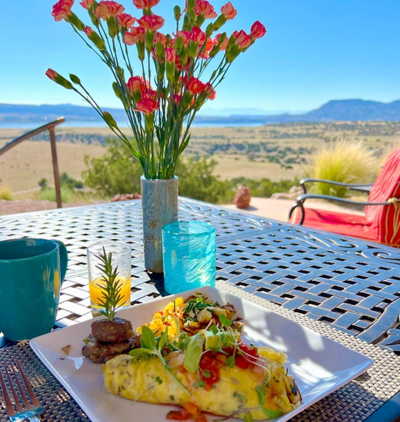 The Grand Hacienda Inn With Breakfast Abiquiu Εξωτερικό φωτογραφία